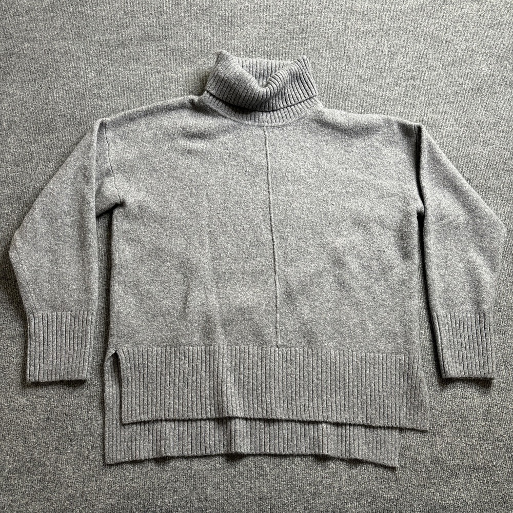 Anthropologie Flat White Turtleneck Sweater Women's Size Large Gray Knit Ribbed